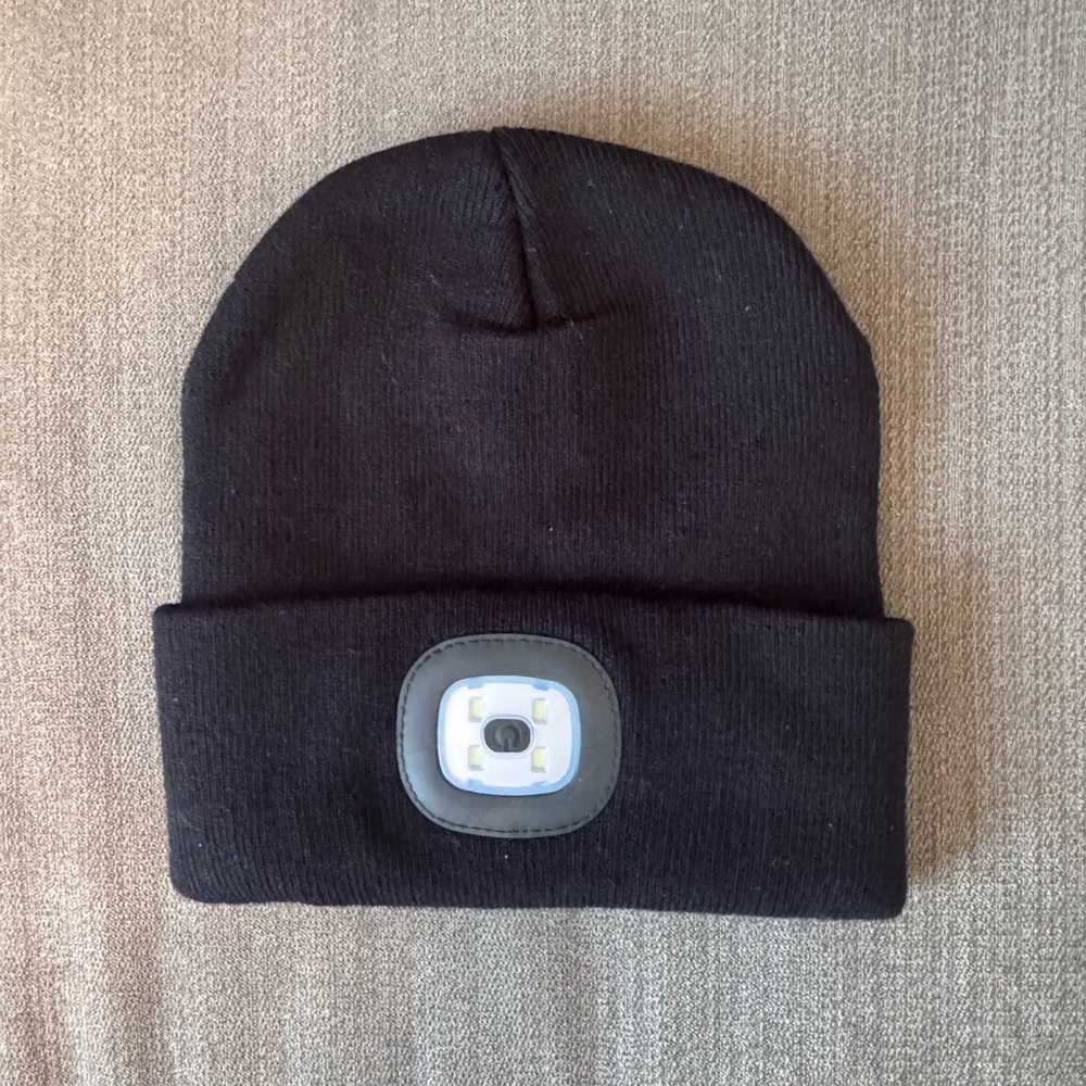 Night Scout Rechargeable Light‎ Black Beanie Hat